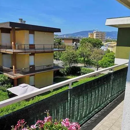 Terrazza 51 Casa Vacanze Apartment *